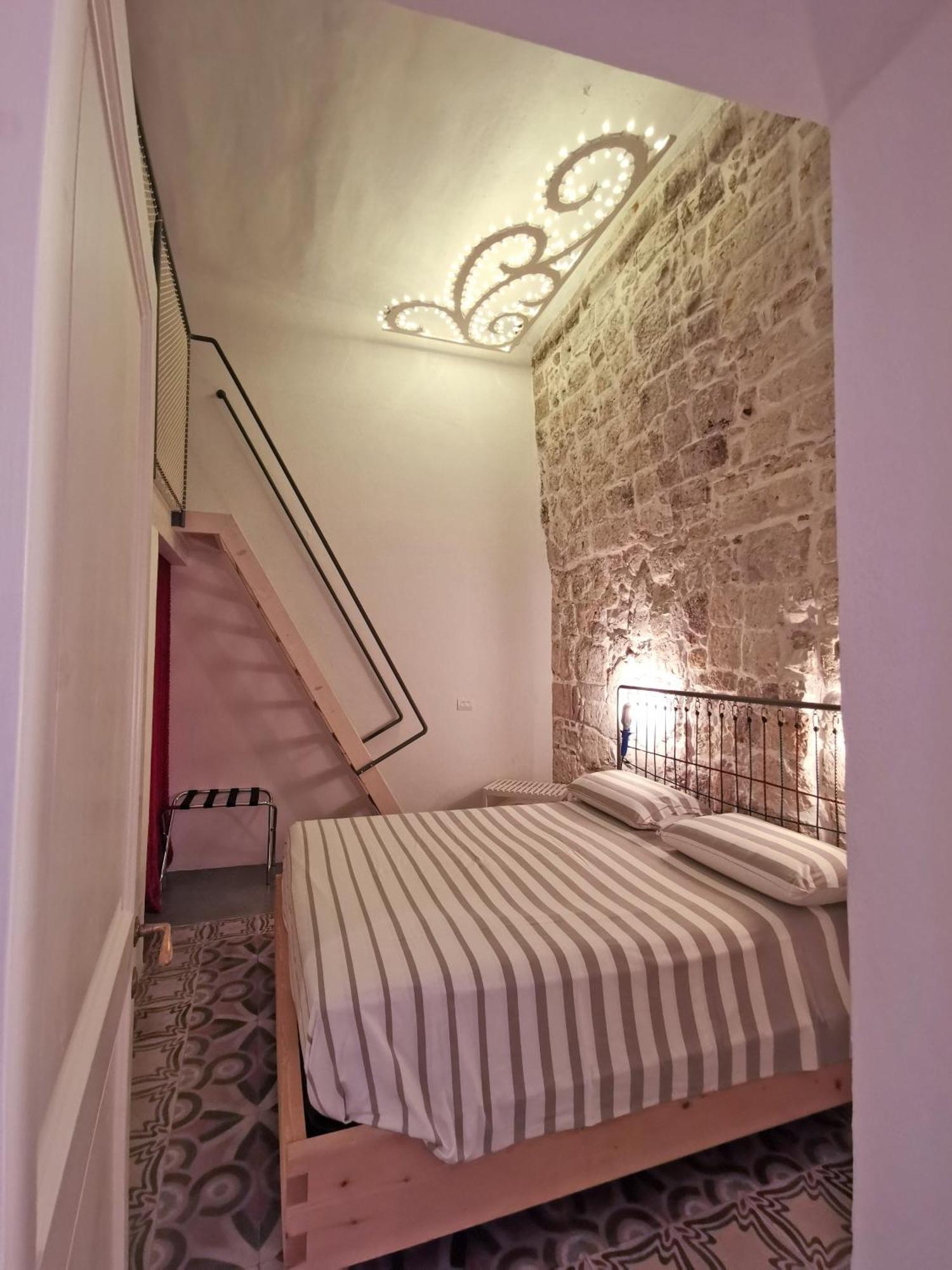 L'Officina Bed & Breakfast Bari Exterior photo