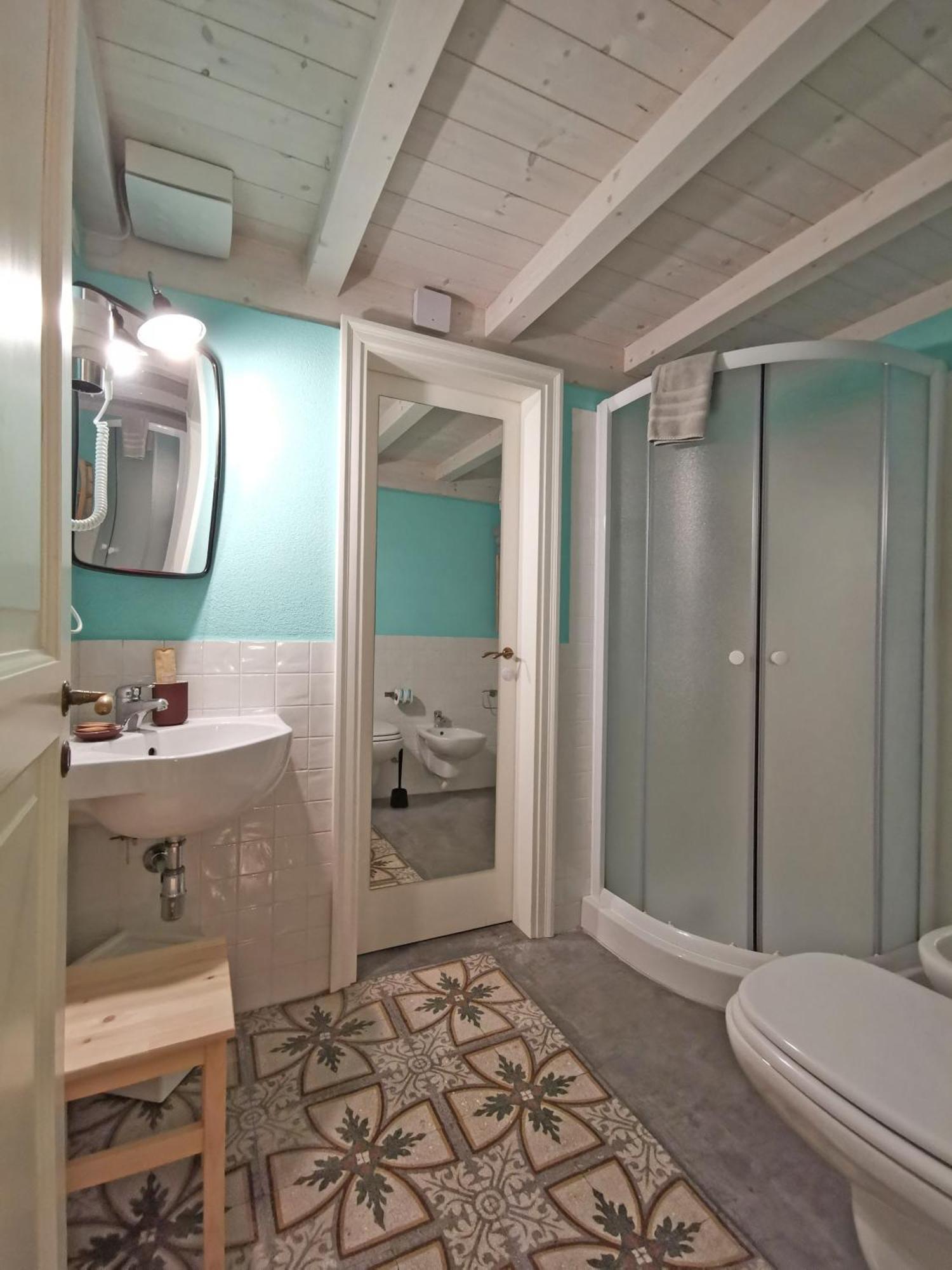 L'Officina Bed & Breakfast Bari Exterior photo