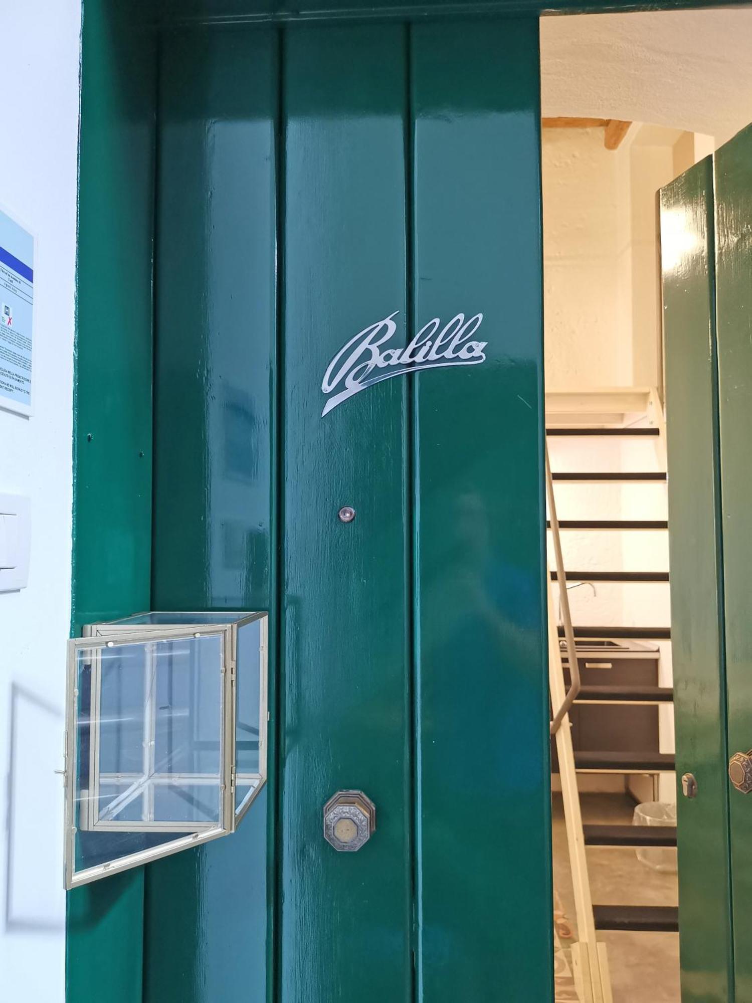 L'Officina Bed & Breakfast Bari Exterior photo